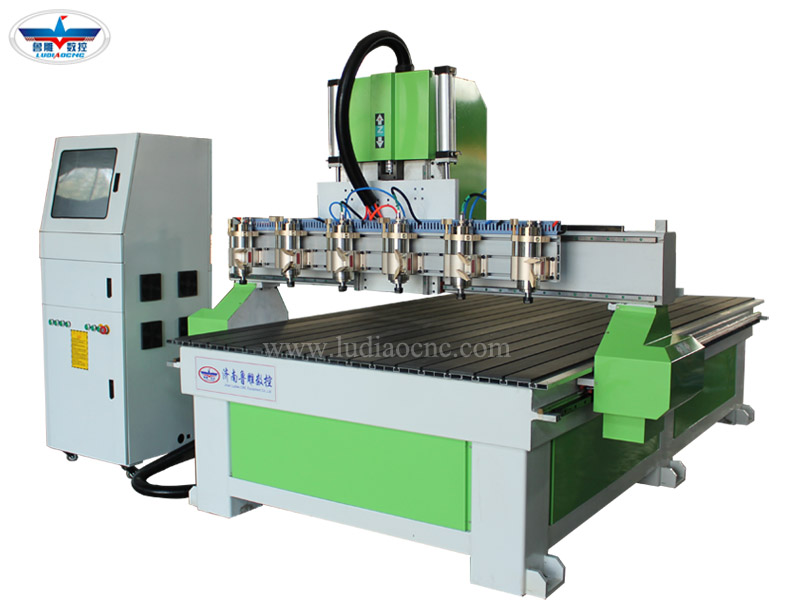 1525一拖六維宏側面 /upload/2018-12-01/808026ee70ccff2b4a34ae569e47ce25.jpg